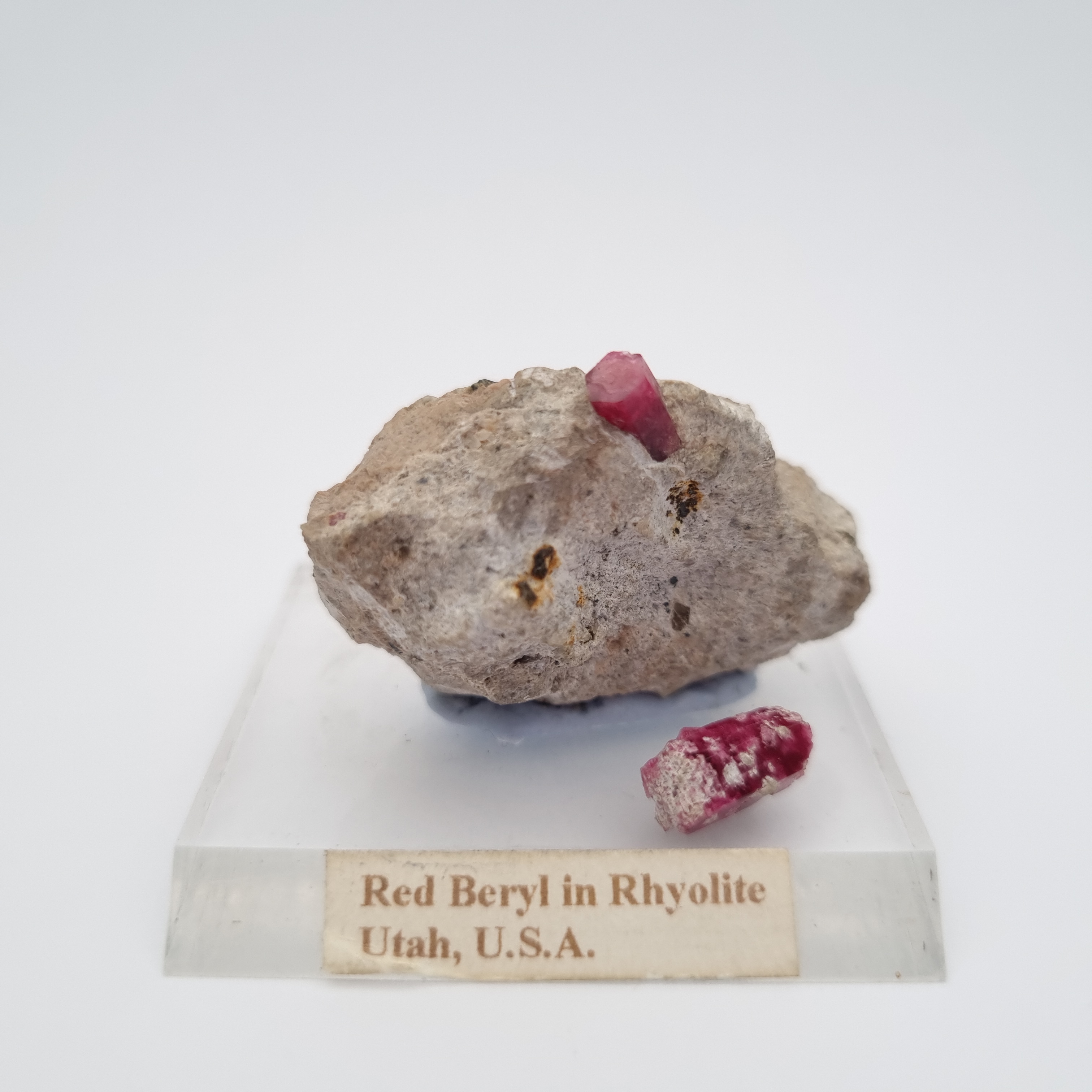 Red beryl crystal in rhyolite